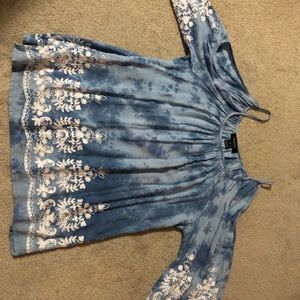 Karen Kane cold shoulder top